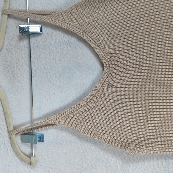 Mod Ref Women's‎ Tan Knit Cropped Tank Top Size M - Picture 2 of 6